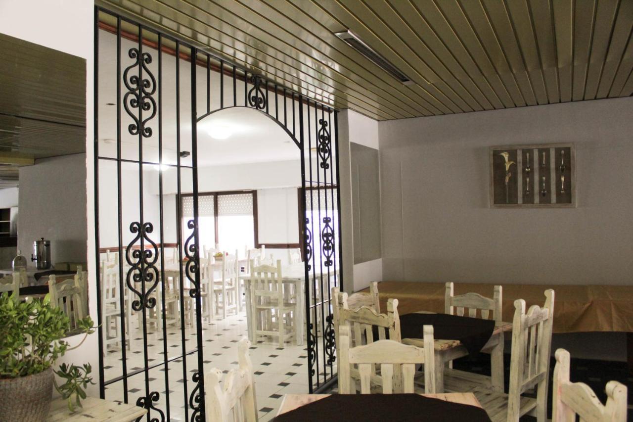 Vintage Hotel Puerto Madryn Exterior photo